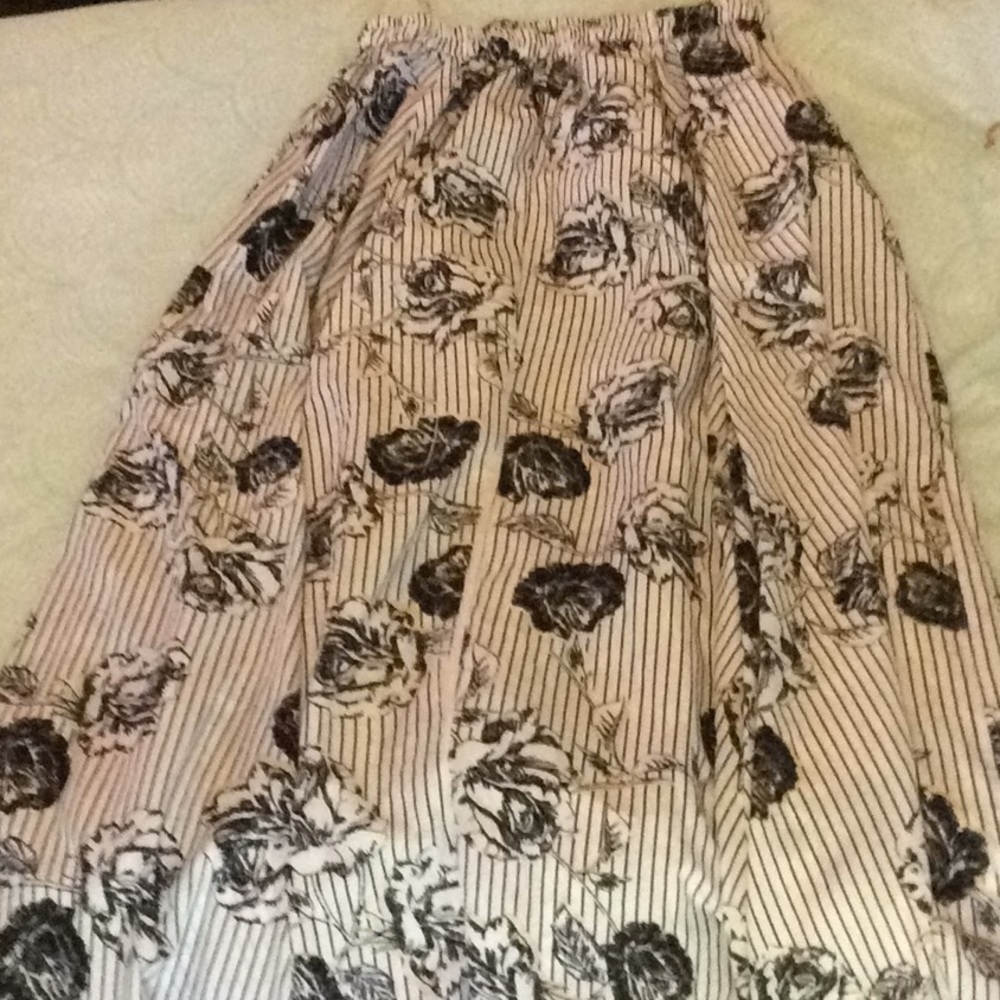 Floral maxi skirt